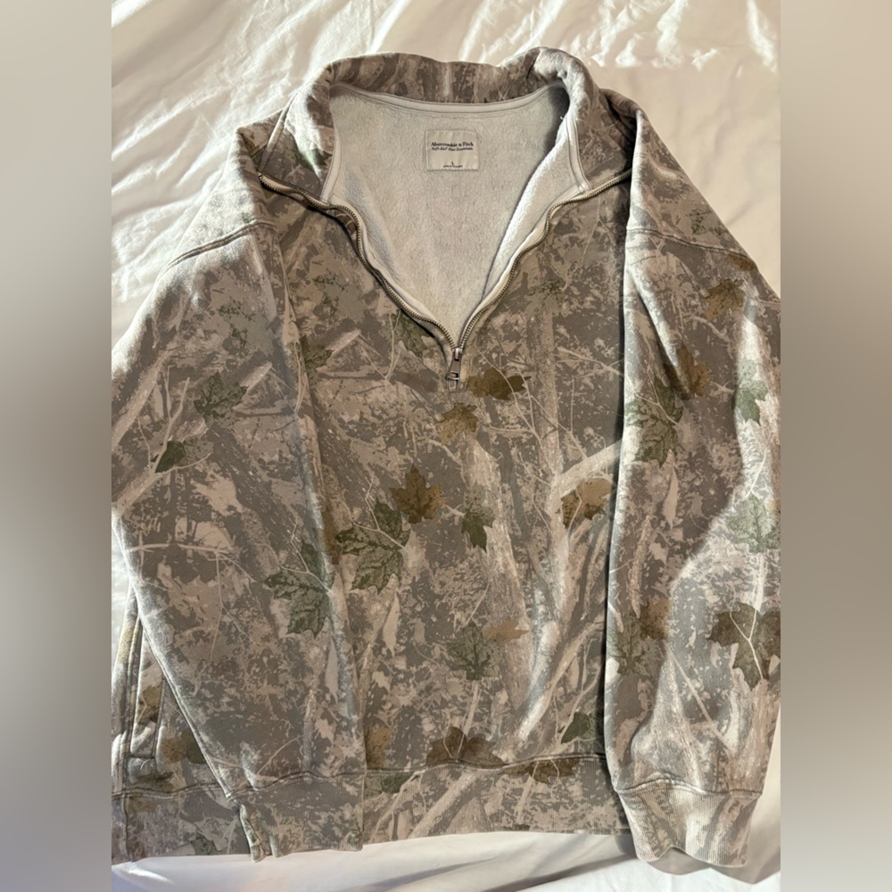 Abercrombie & Fitch Camouflage Sweater - Green and Brown